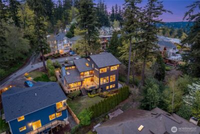 11818 89th Place NE, Kirkland, WA 98034 - Photo 2