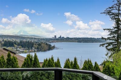 11818 89th Place NE, Kirkland, WA 98034 - Photo 3