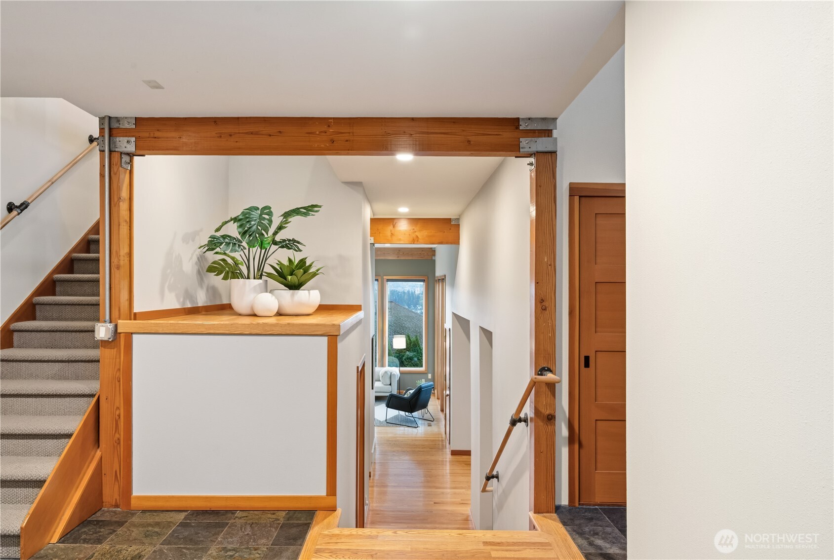 11818 89th Place NE, Kirkland, WA 98034