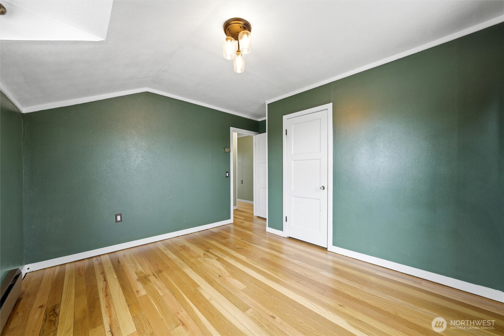 90 Van Giesen Street , Richland, WA 99354