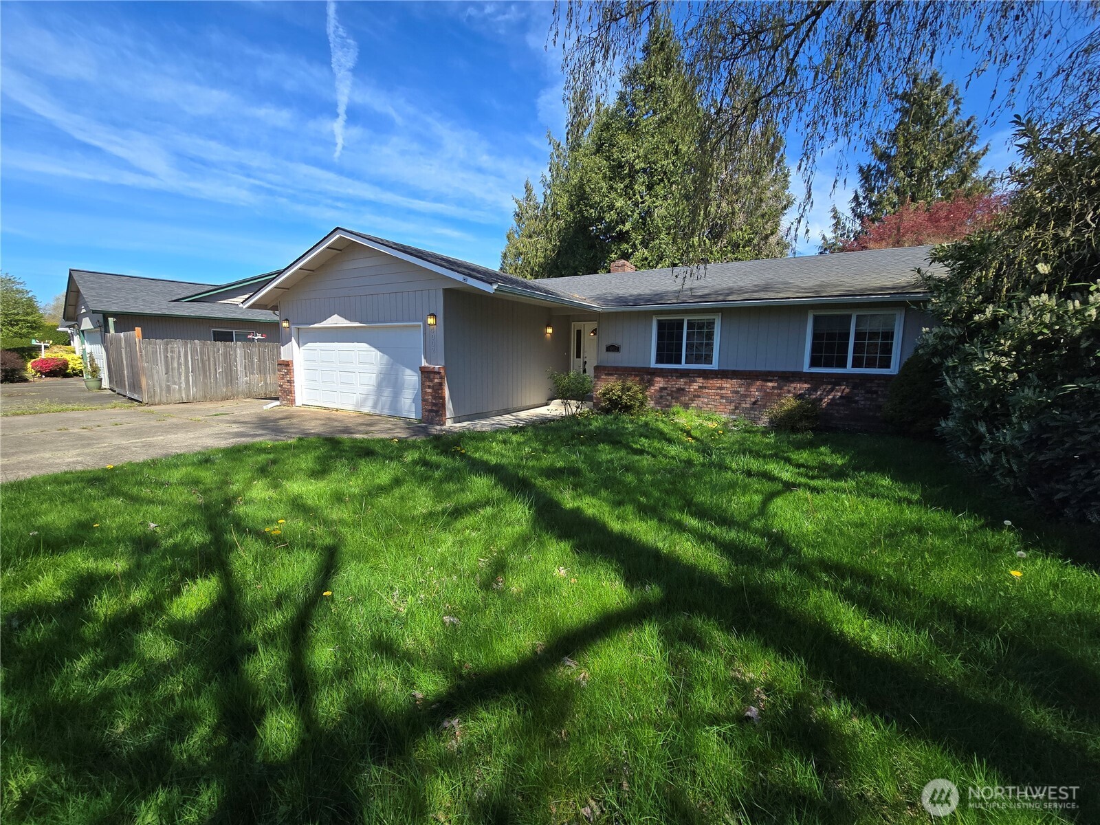 4002 Oak Street , Longview, WA 98632