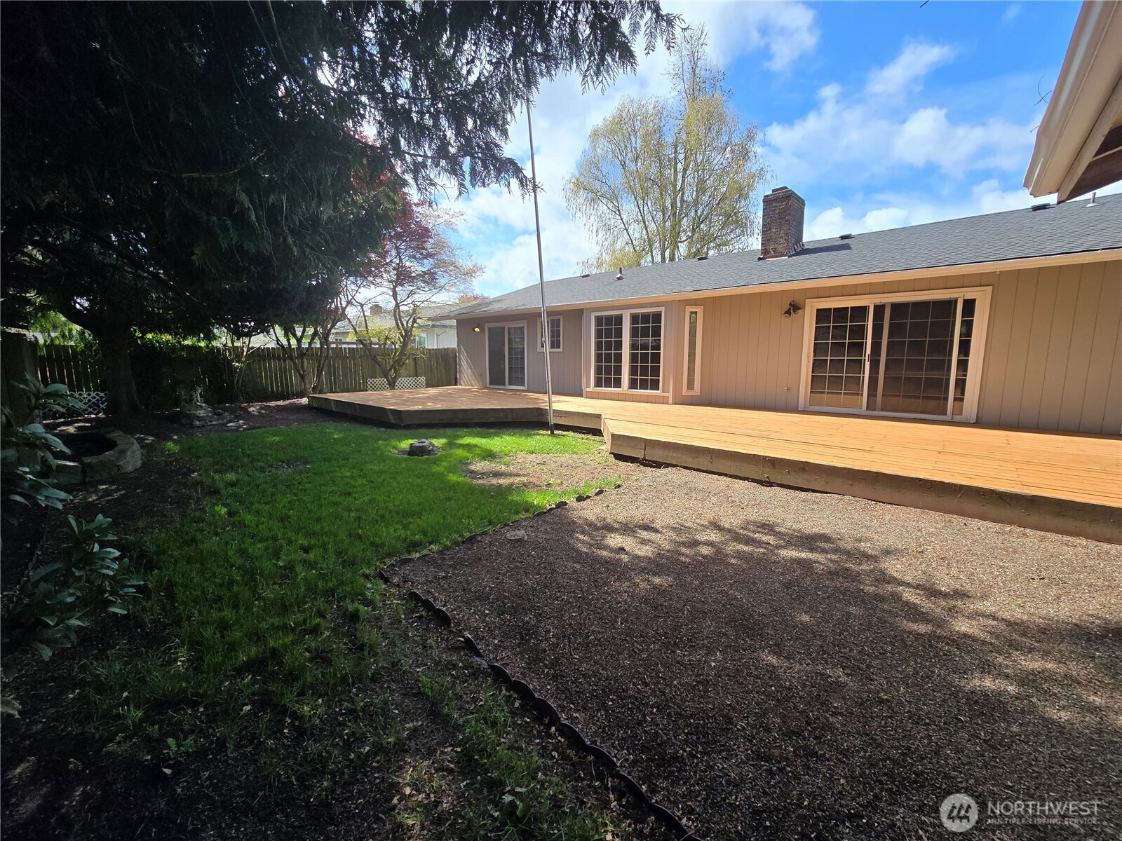 4002 Oak Street , Longview, WA 98632