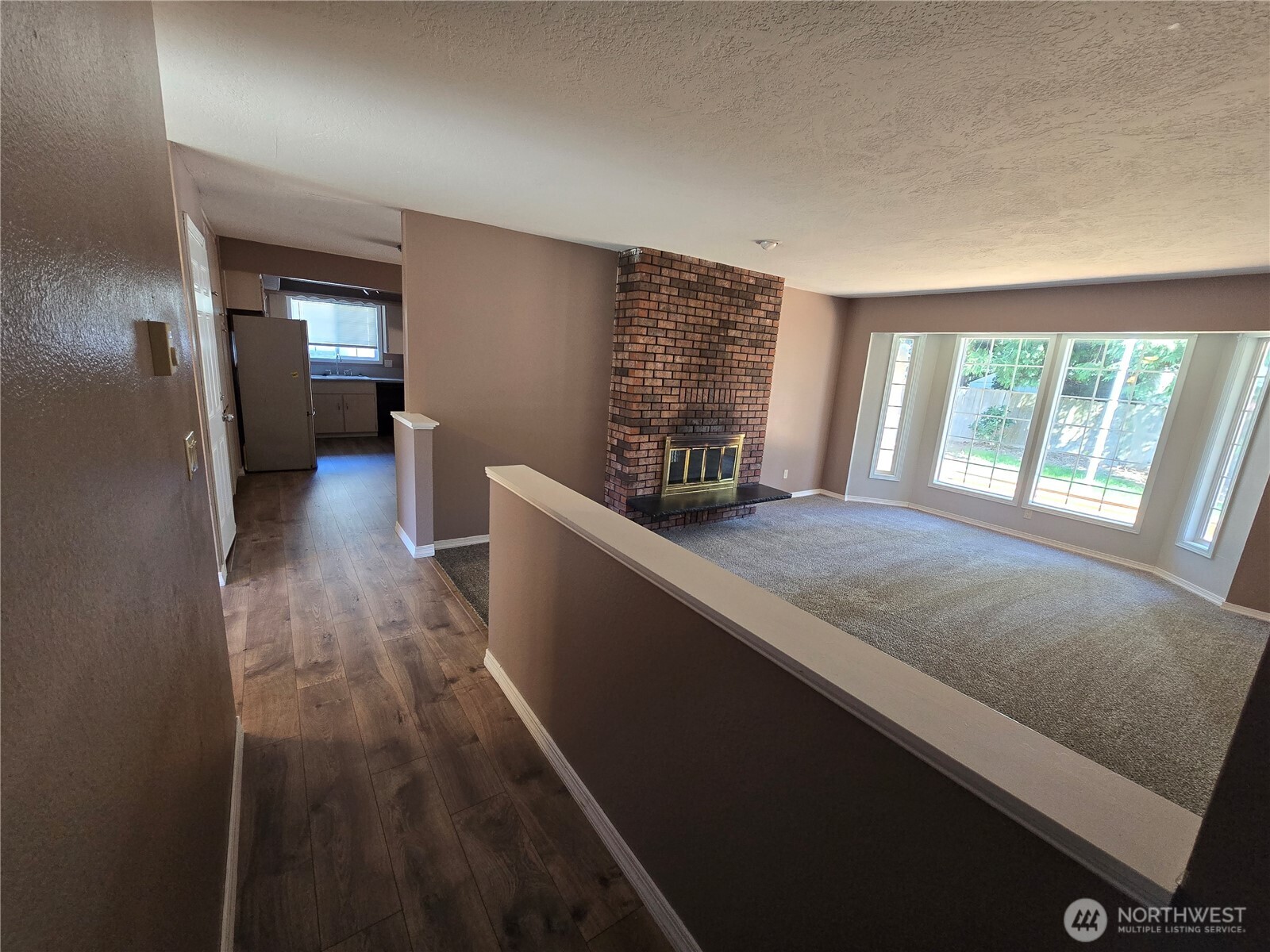 4002 Oak Street , Longview, WA 98632