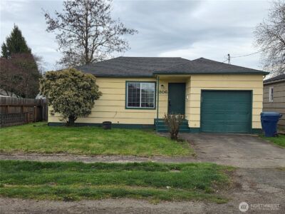 1306 S 3rd Avenue , Kelso, WA 98626