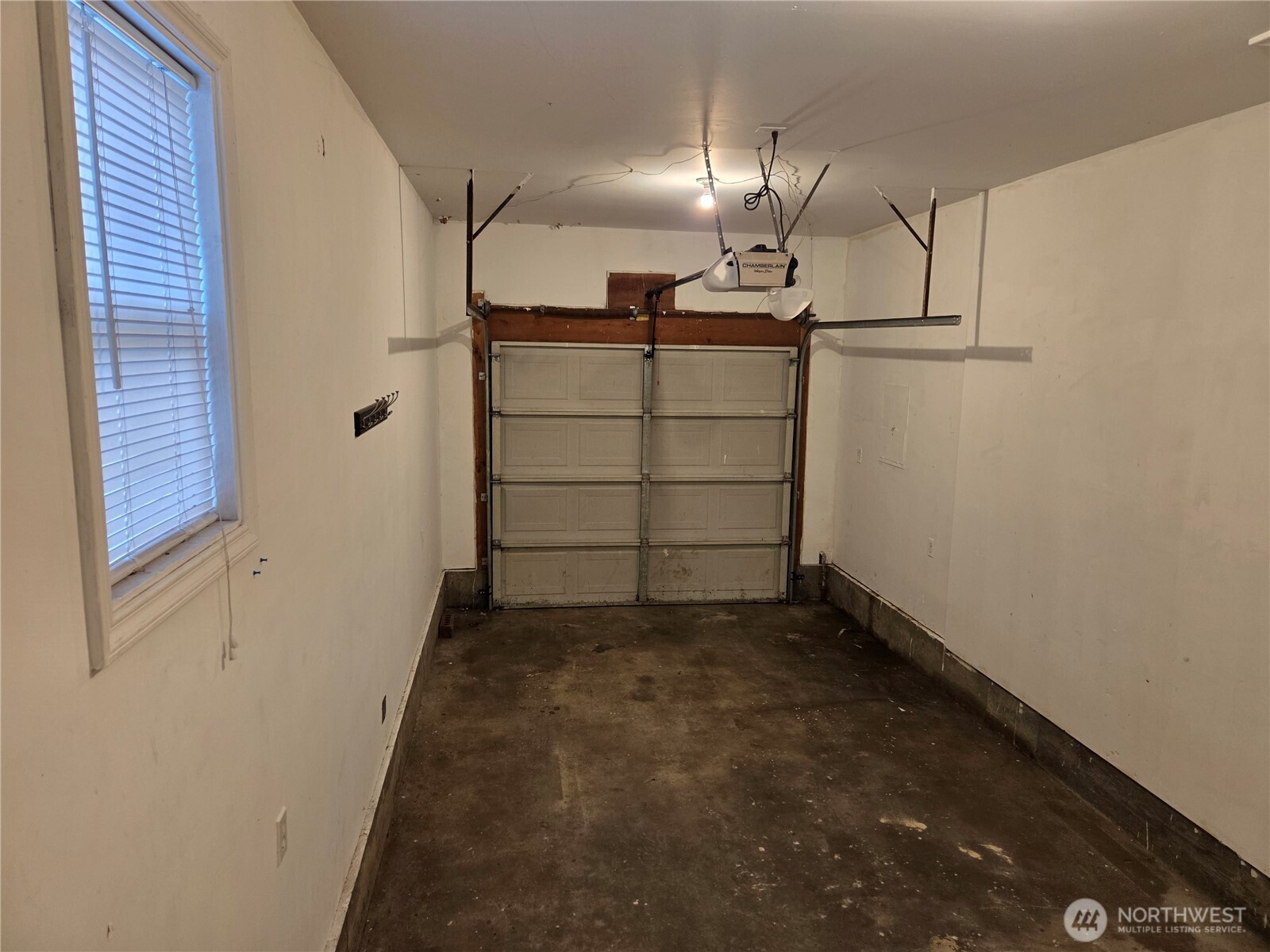 1306 S 3rd Avenue , Kelso, WA 98626