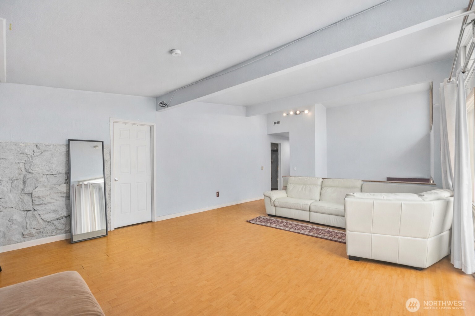 2230 S 253rd Place , Des Moines, WA 98198-9052