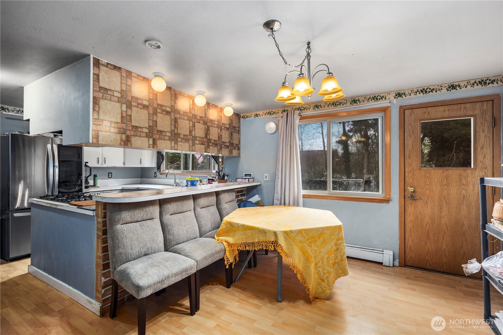 2230 S 253rd Place , Des Moines, WA 98198-9052