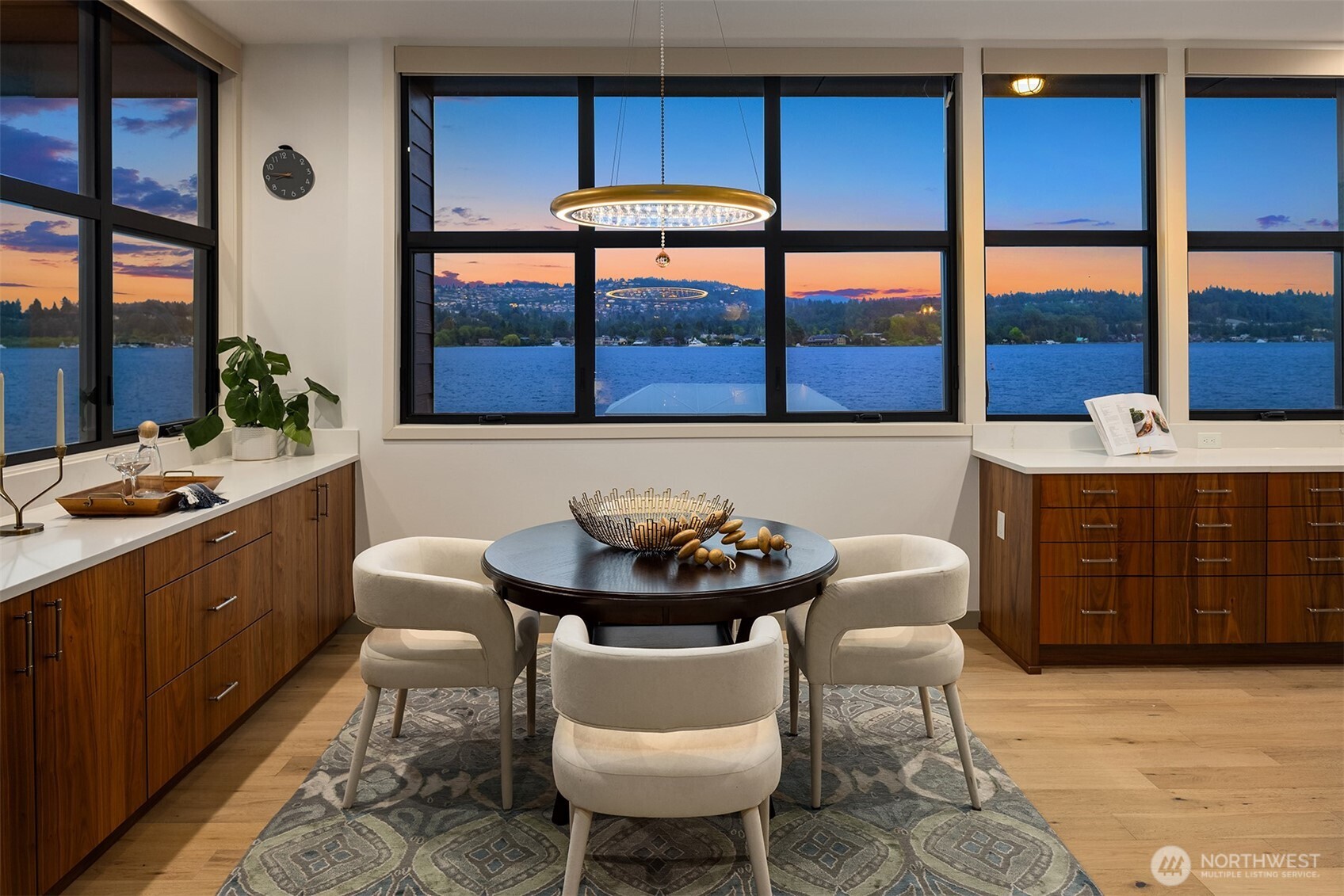 3840 E Mercer Way , Mercer Island, WA 98040