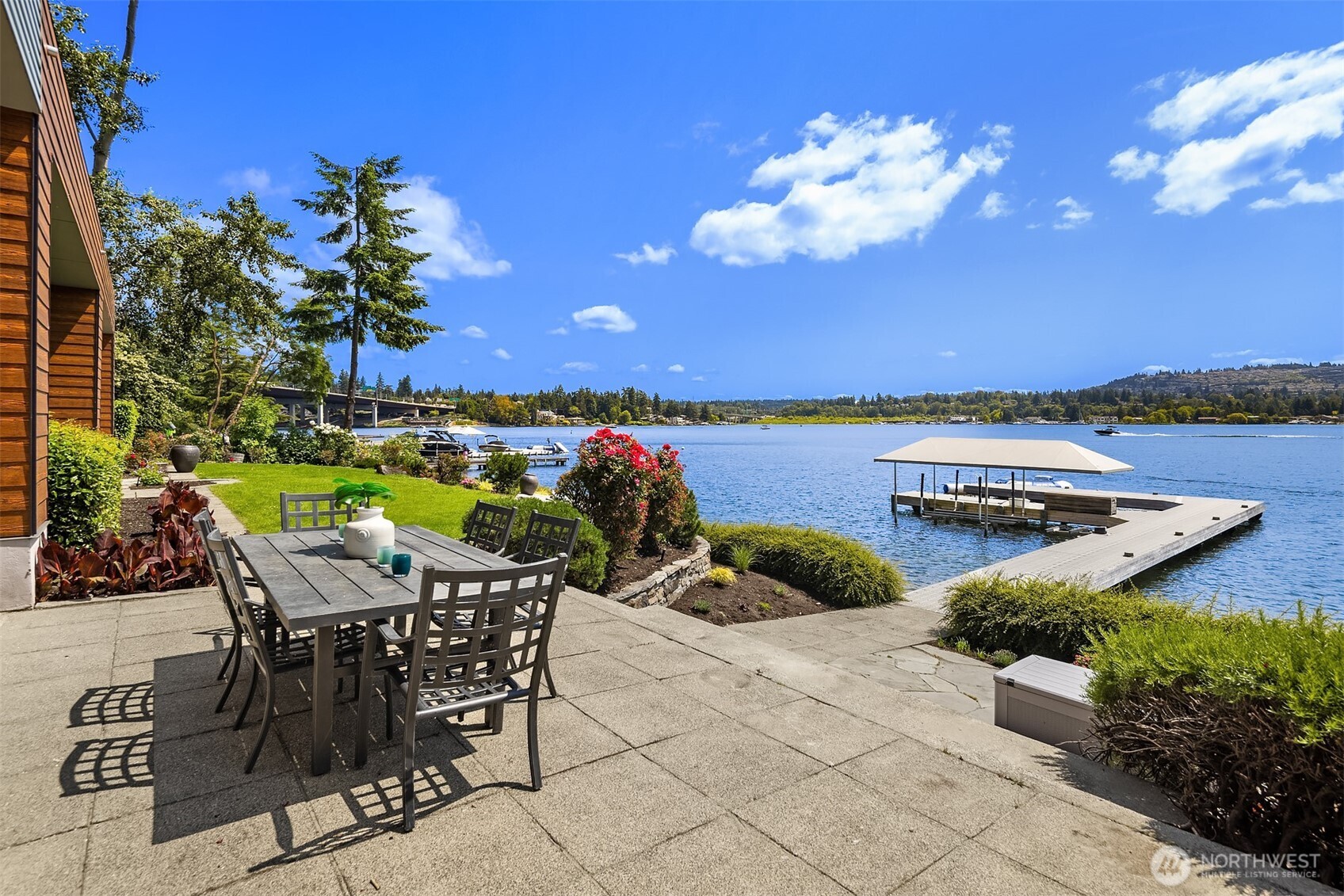 3840 E Mercer Way , Mercer Island, WA 98040