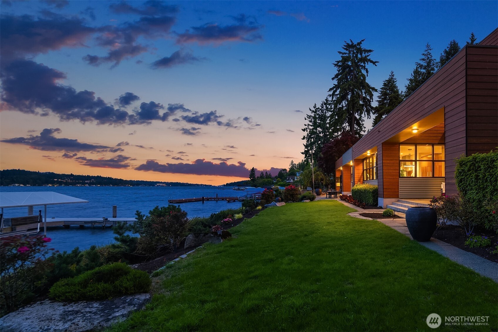 3840 E Mercer Way , Mercer Island, WA 98040