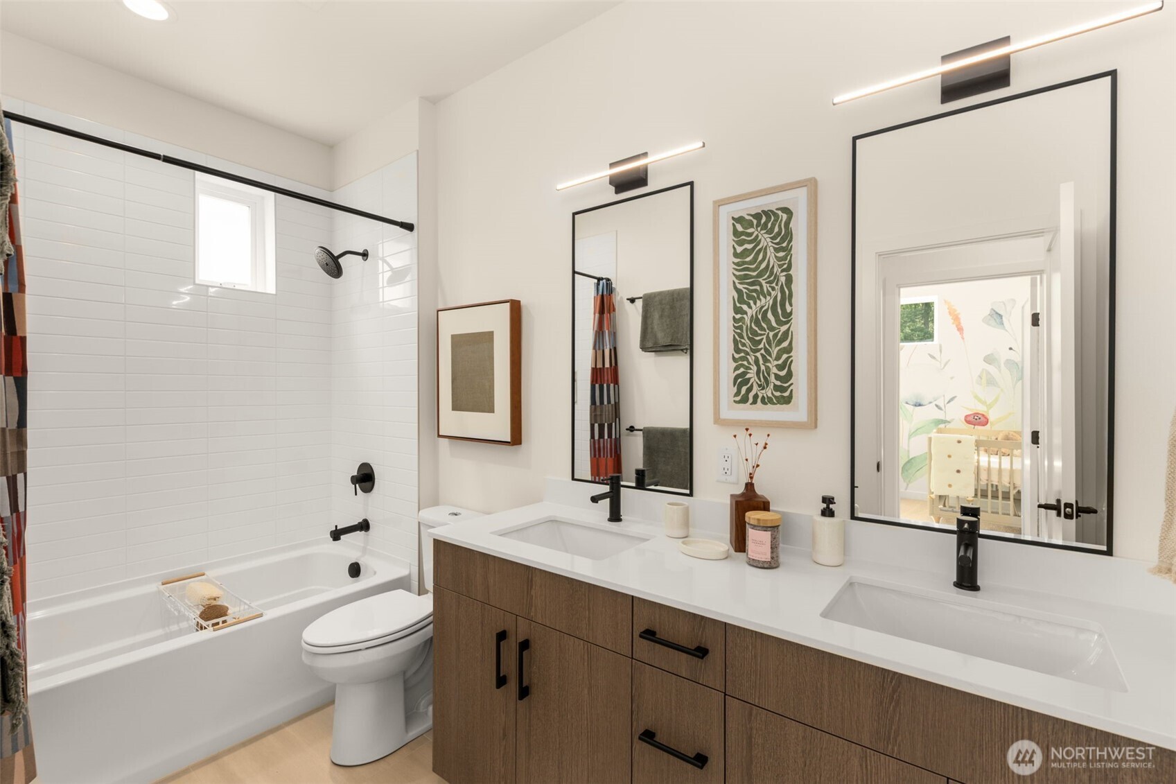16002 SE 31st Lane , Bellevue, WA 98008