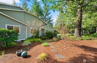 321 E Soderberg Road #E 14, Allyn, WA 98524 - Photo 5