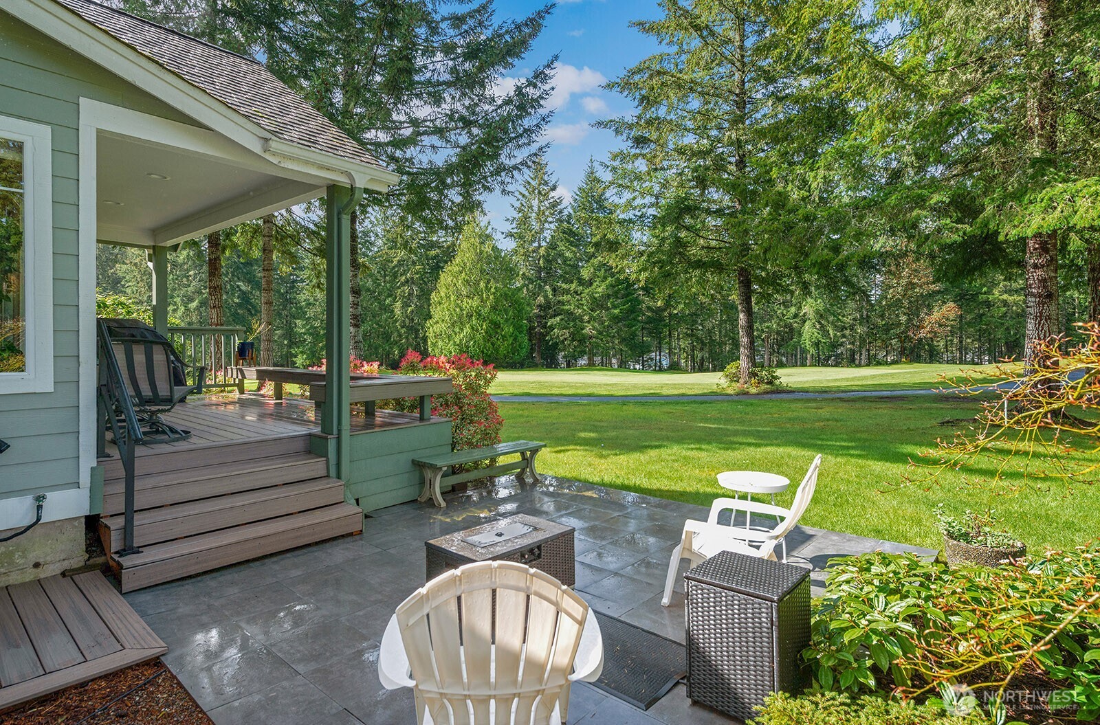 321 E Soderberg Road #E 14, Allyn, WA 98524