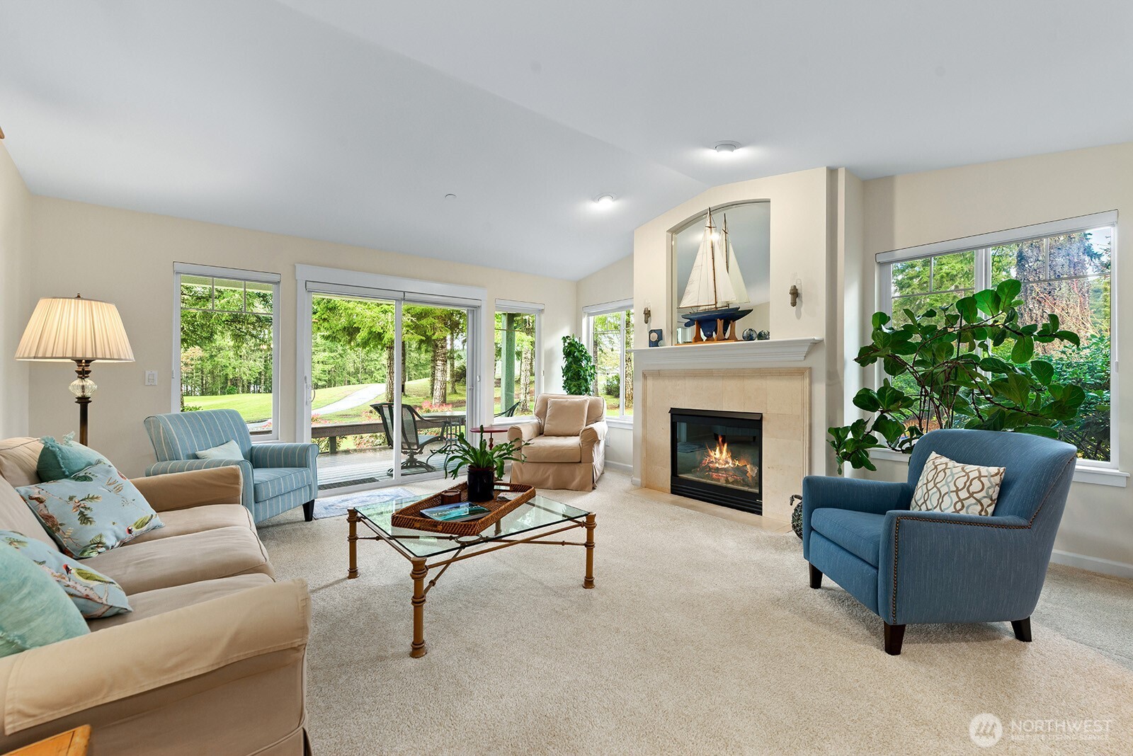 321 E Soderberg Road #E 14, Allyn, WA 98524