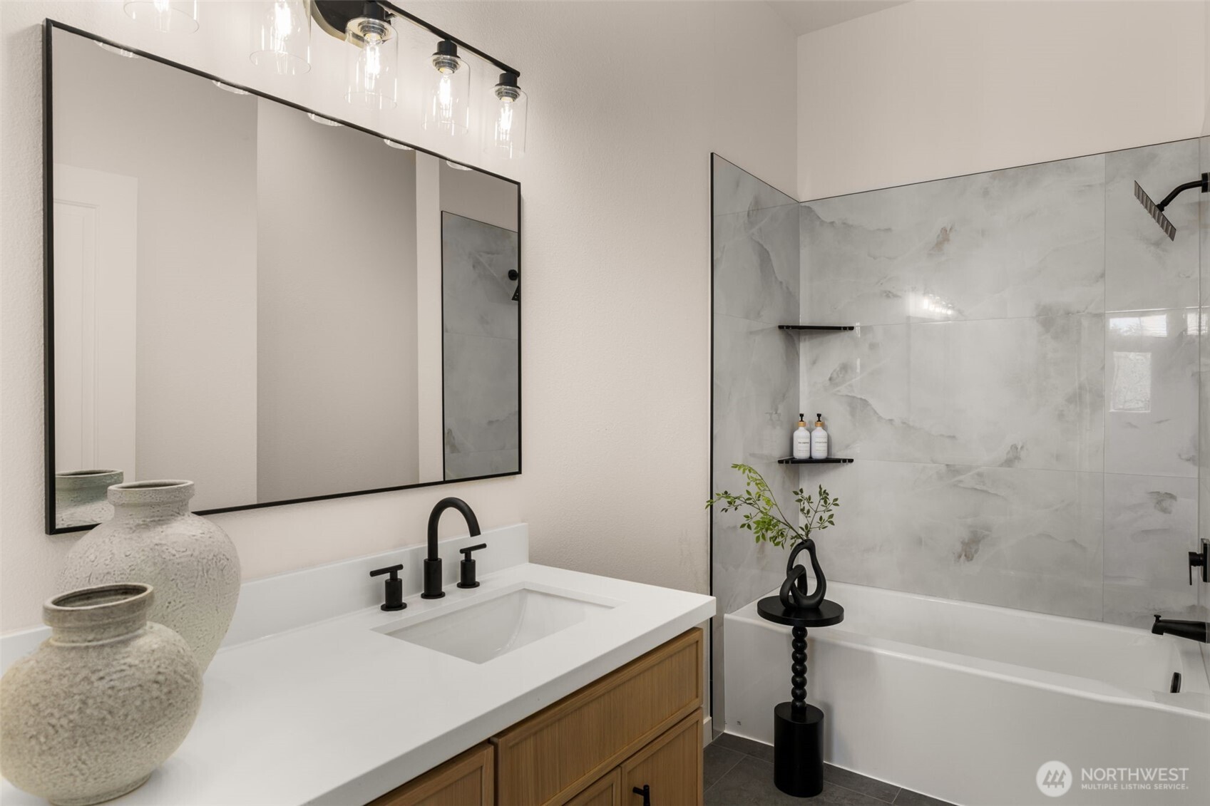 5235 164th Avenue SE #14-1, Bellevue, WA 98006