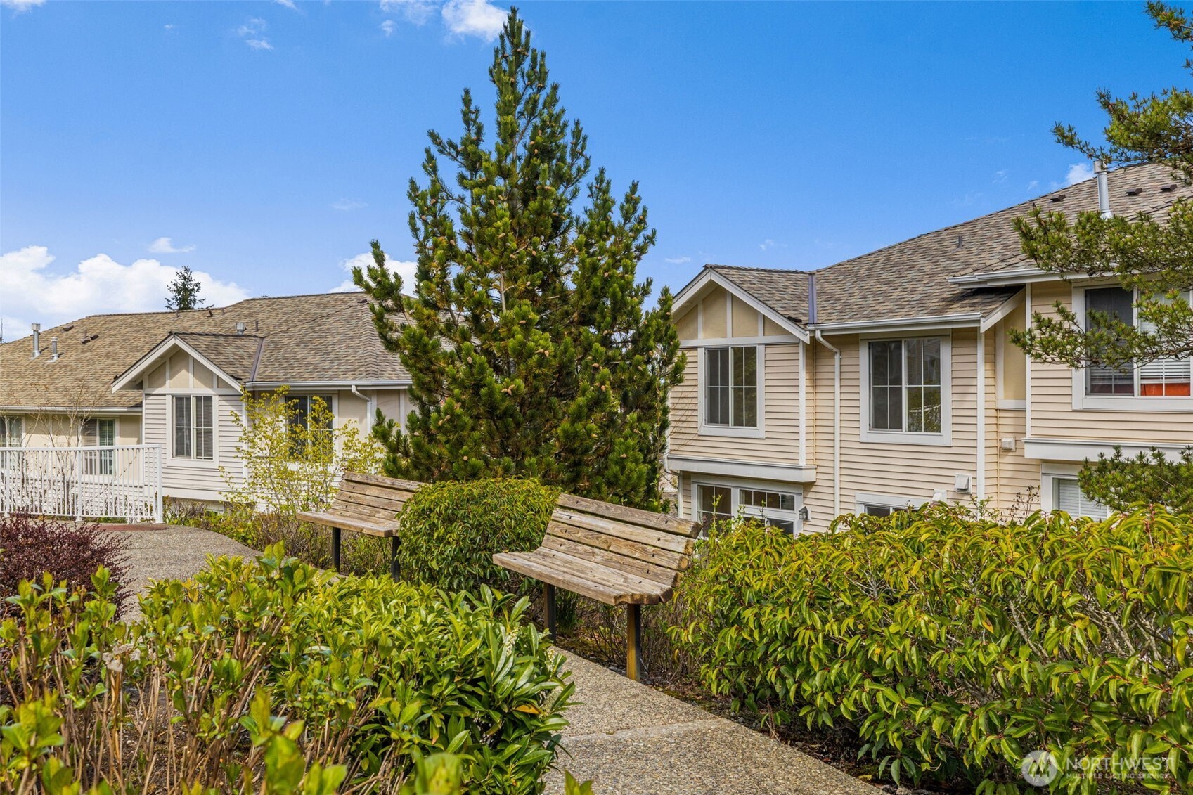 5235 164th Avenue SE #14-1, Bellevue, WA 98006