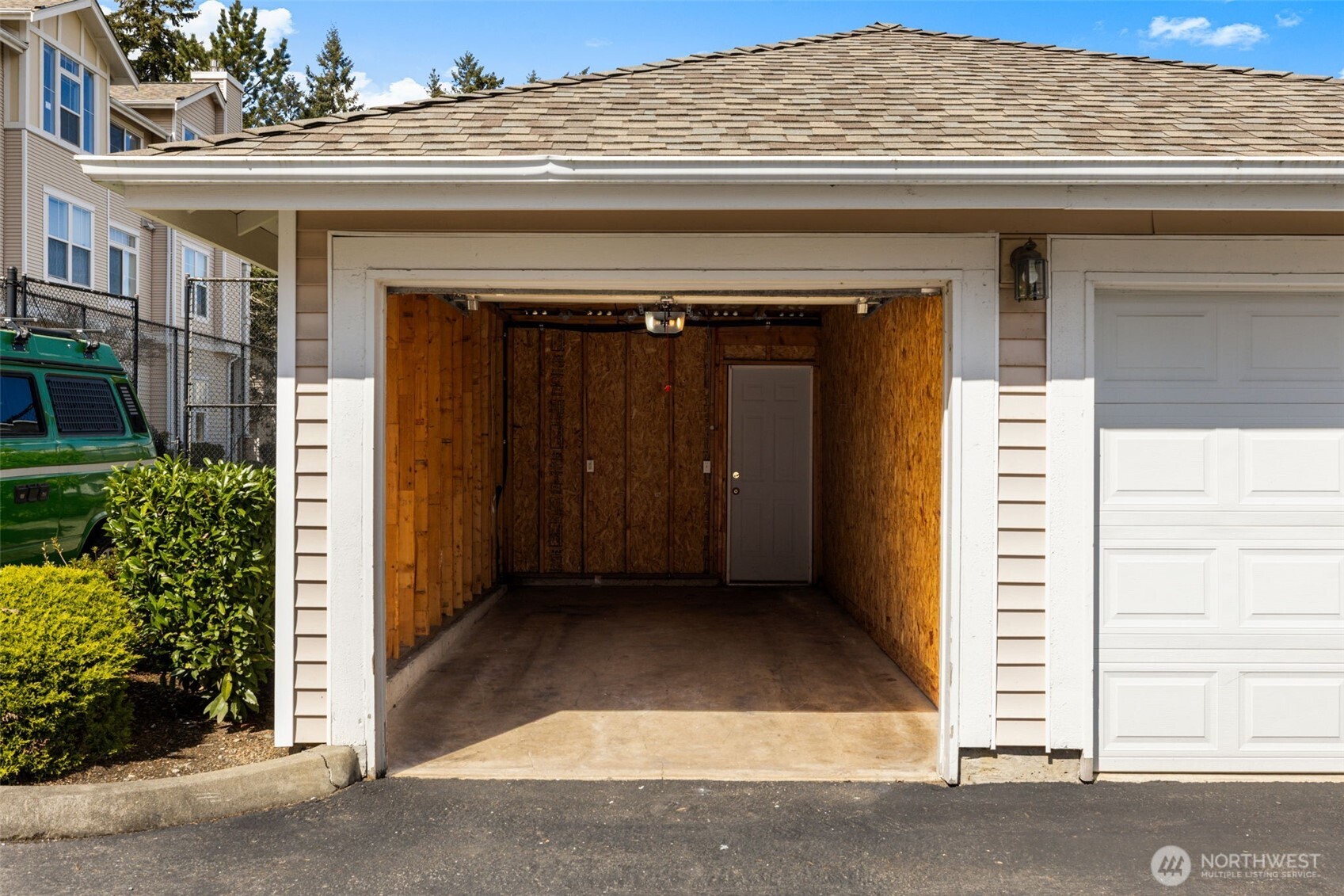 5235 164th Avenue SE #14-1, Bellevue, WA 98006
