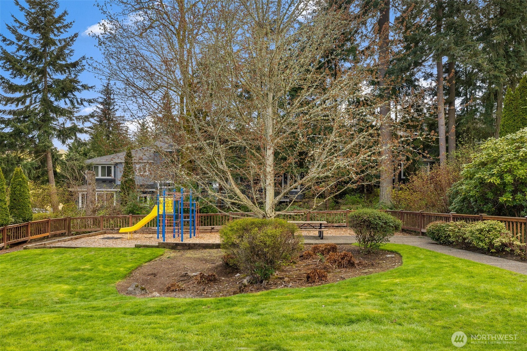 5235 164th Avenue SE #14-1, Bellevue, WA 98006