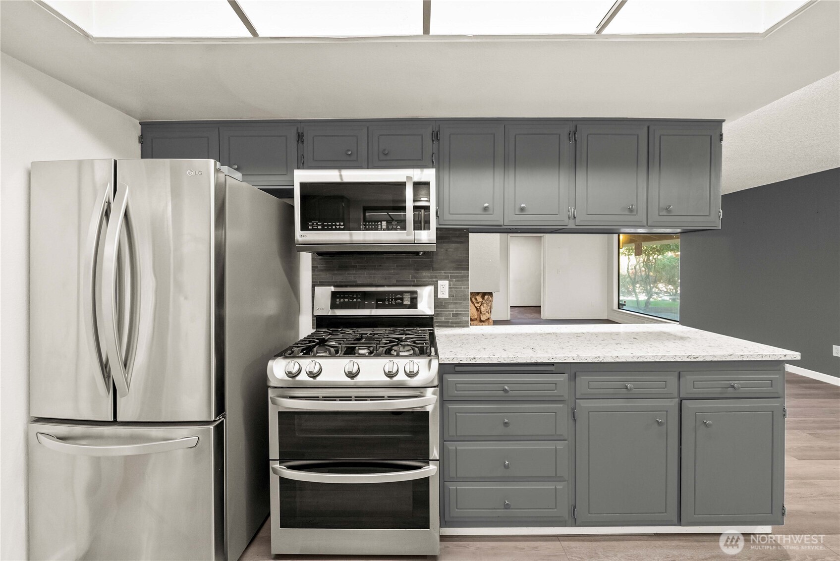 3327 SW 323rd Street , Federal Way, WA 98023-2525