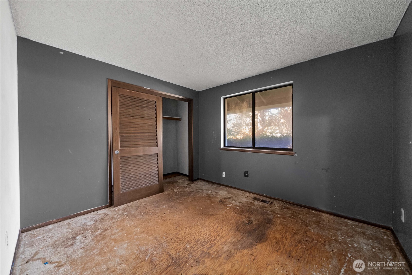 3327 SW 323rd Street , Federal Way, WA 98023-2525