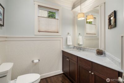 10611 SE 20th Street , Bellevue, WA 98004 - Photo 26