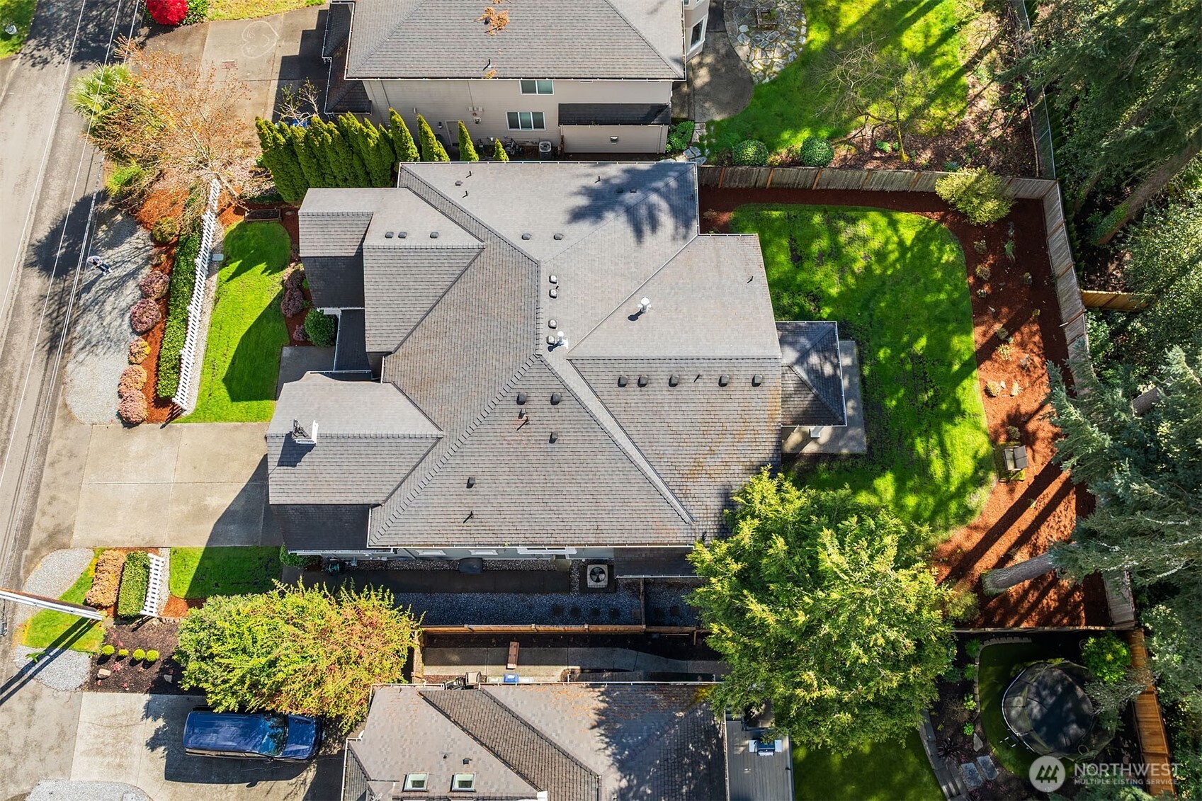 10611 SE 20th Street , Bellevue, WA 98004