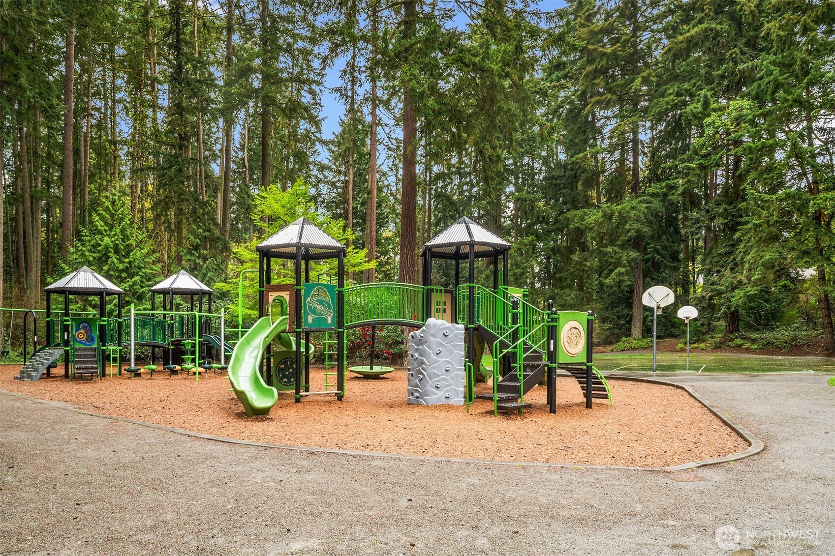 10611 SE 20th Street , Bellevue, WA 98004