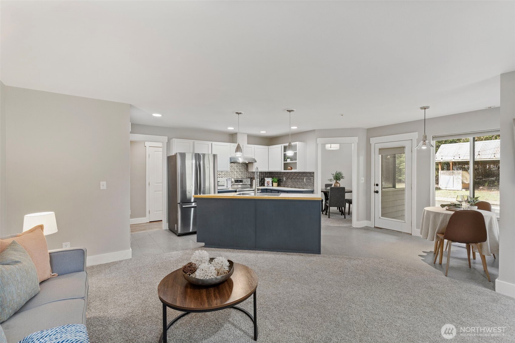 17028 Suquamish Way NE, Suquamish, WA 98392