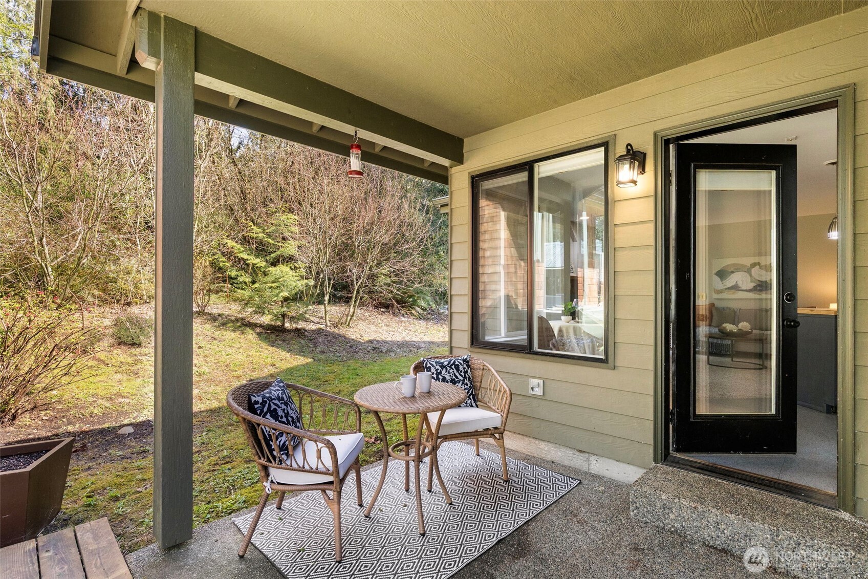 17028 Suquamish Way NE, Suquamish, WA 98392