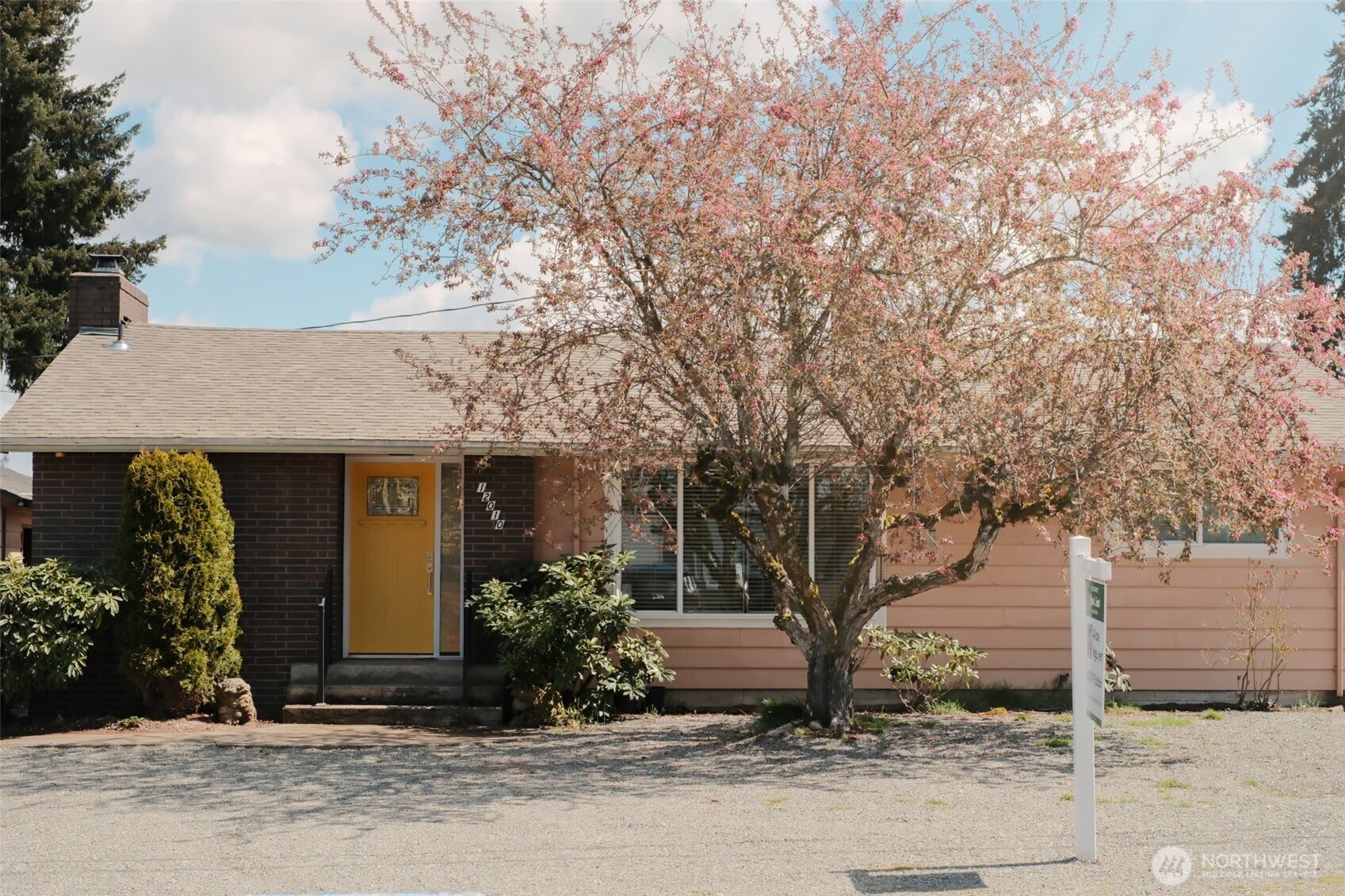 12010 2nd Avenue SW, Seattle, WA 98146