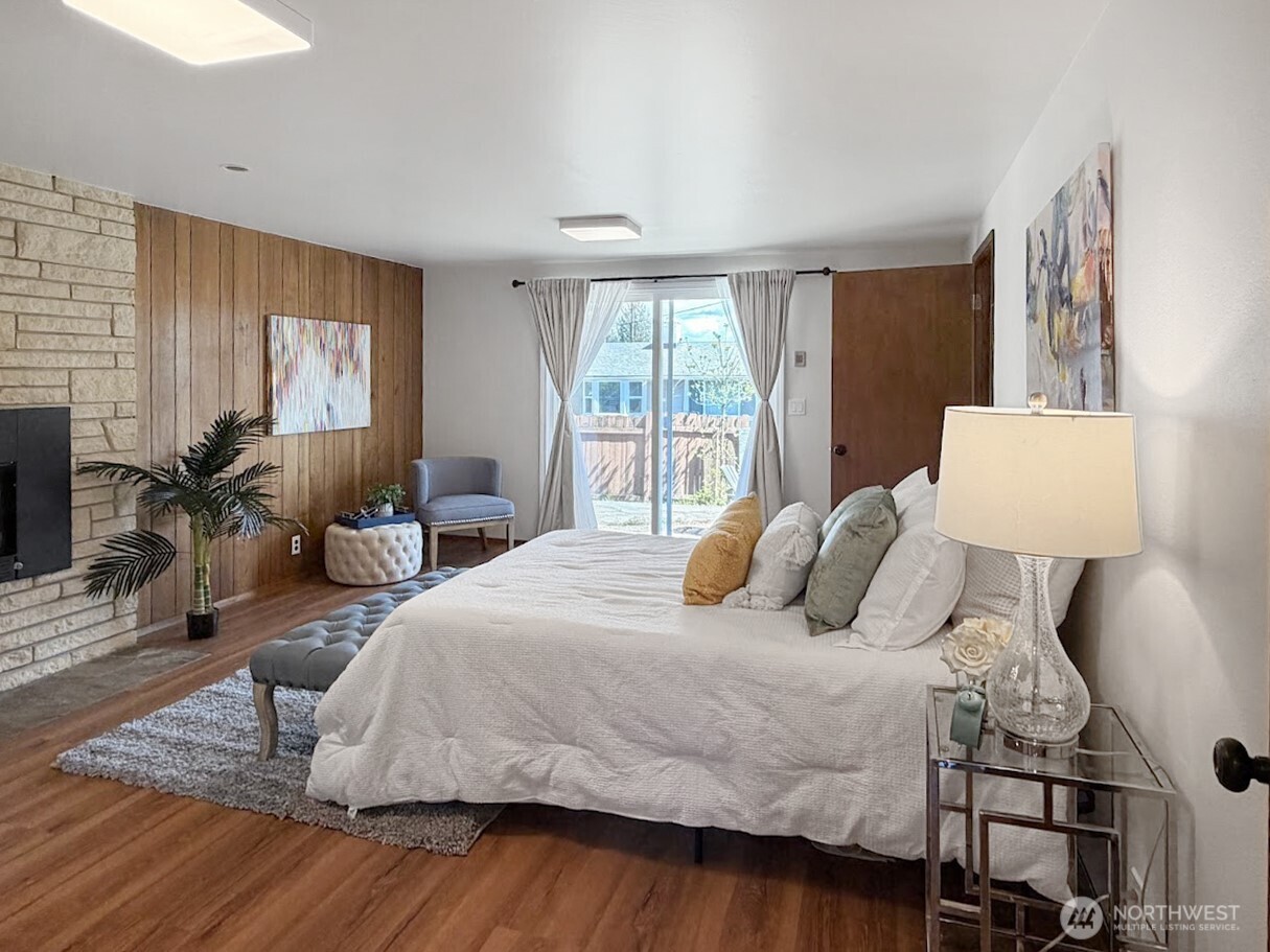 12010 2nd Avenue SW, Seattle, WA 98146