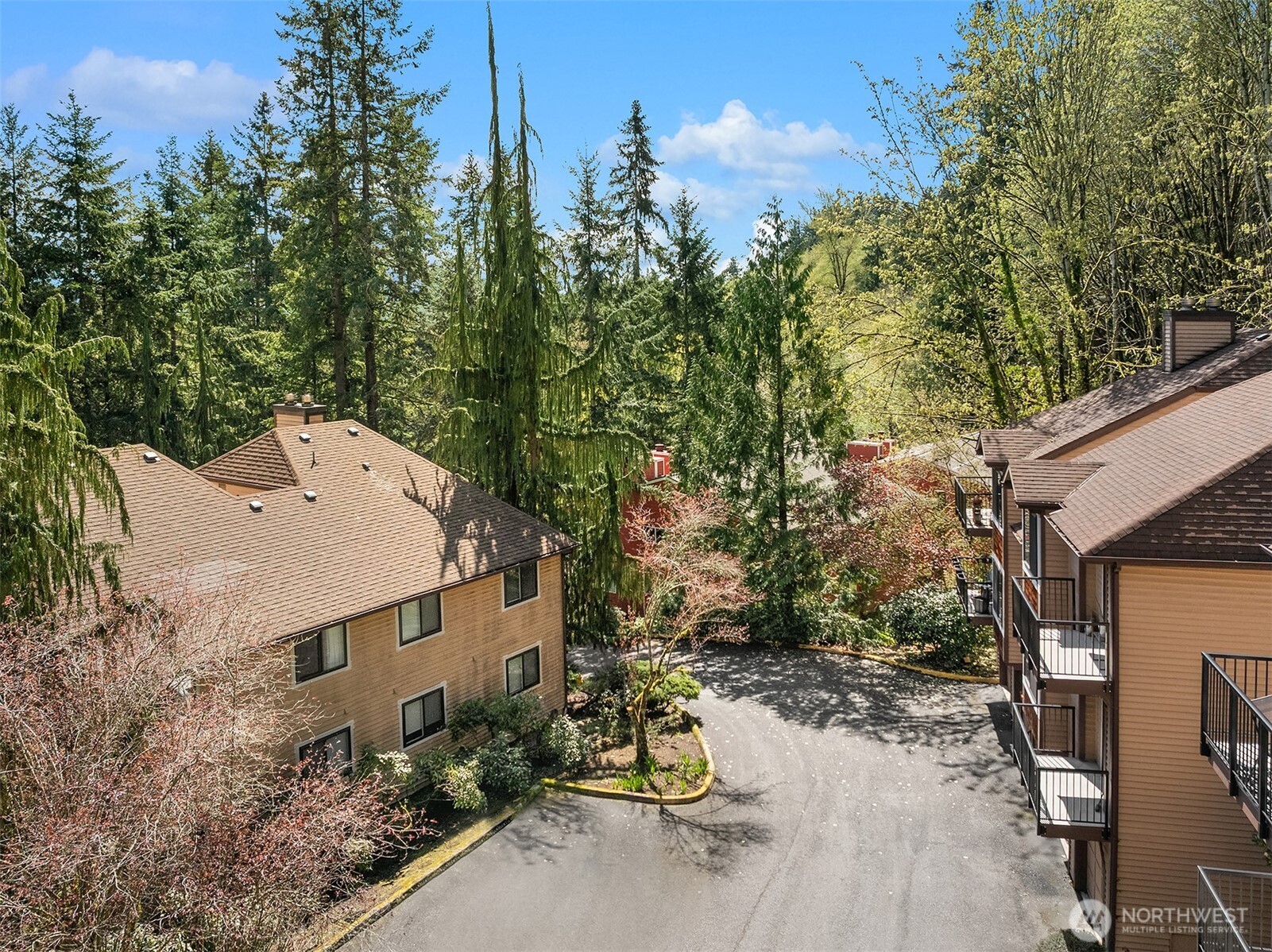 17427 NE 88th Place , Redmond, WA 98052