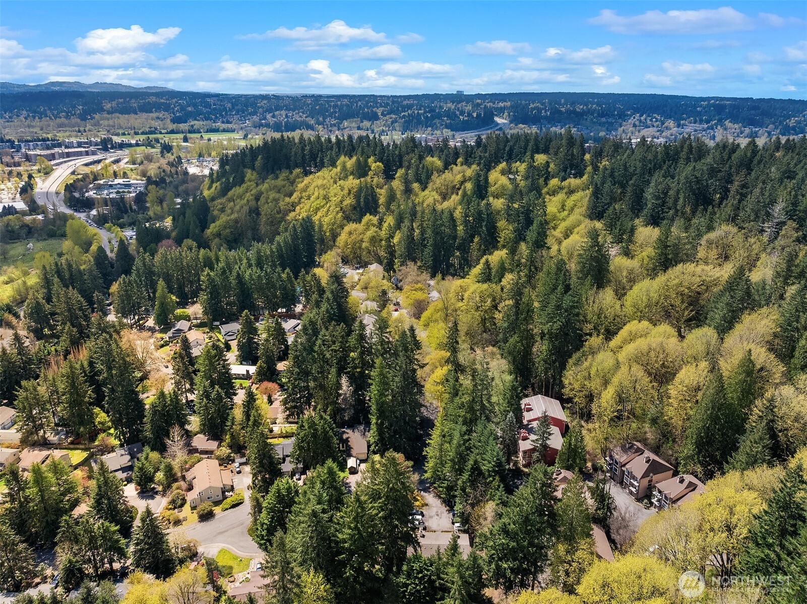 17427 NE 88th Place , Redmond, WA 98052