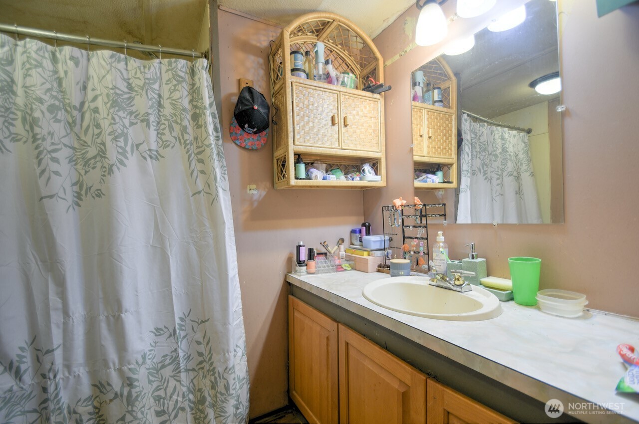 17340 Sargent Road SW #15, Rochester, WA 98579