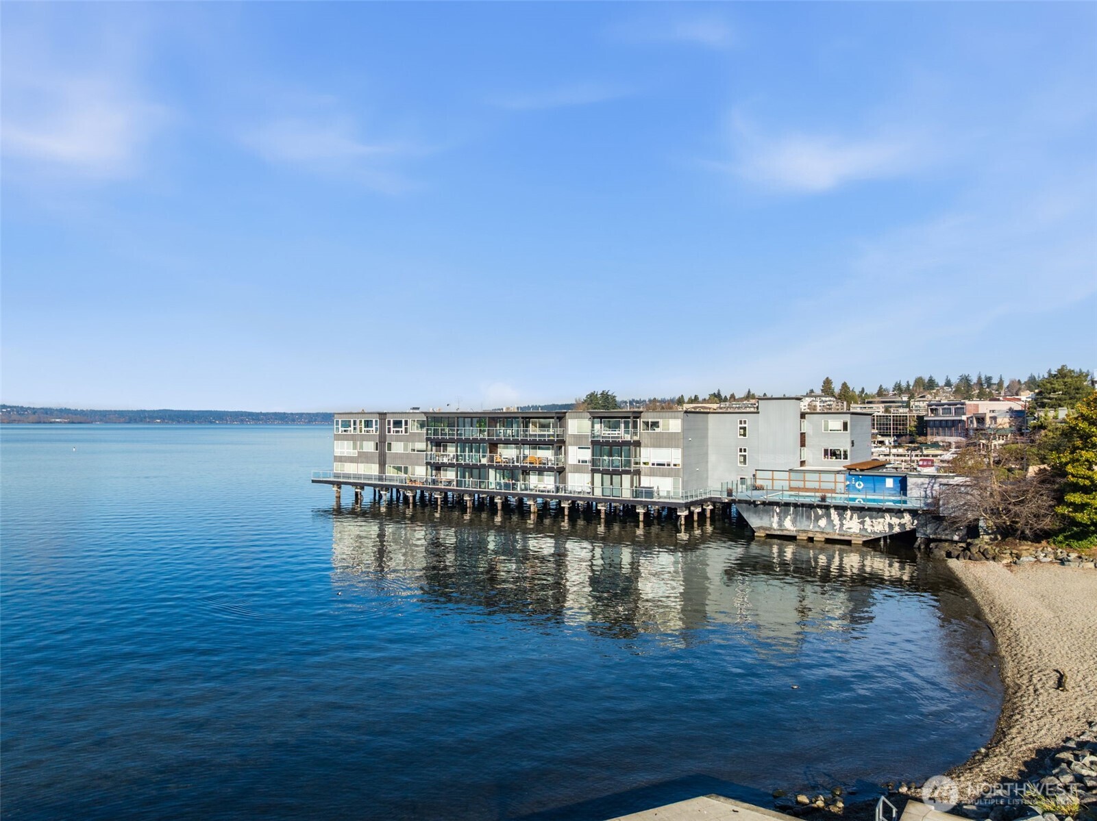 515 S Lake Street #204, Kirkland, WA 98033
