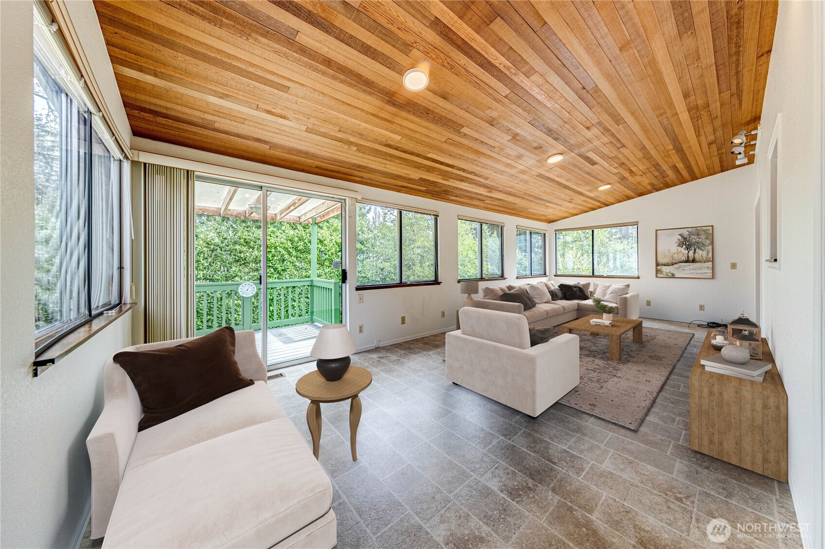 18005 33rd Place W, Lynnwood, WA 98037-7718