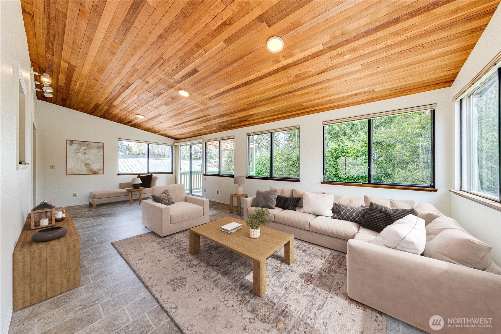 18005 33rd Place W, Lynnwood, WA 98037-7718