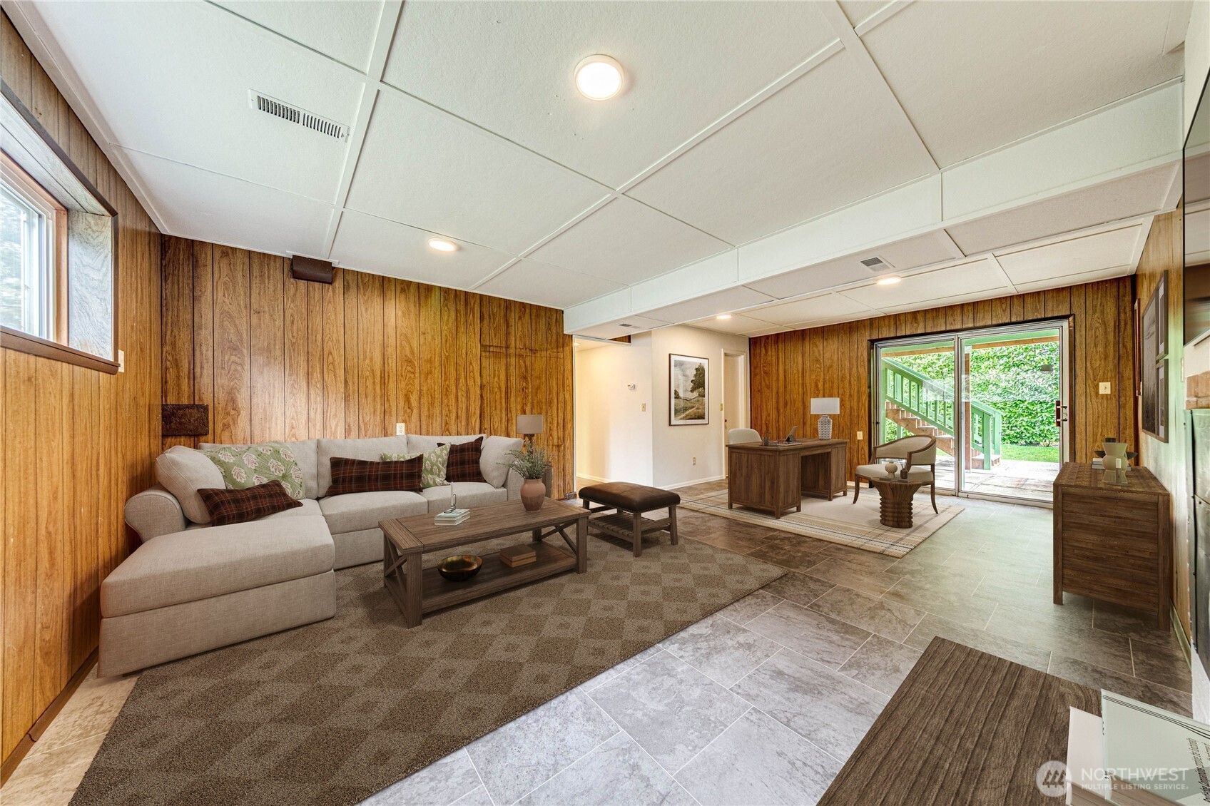 18005 33rd Place W, Lynnwood, WA 98037-7718