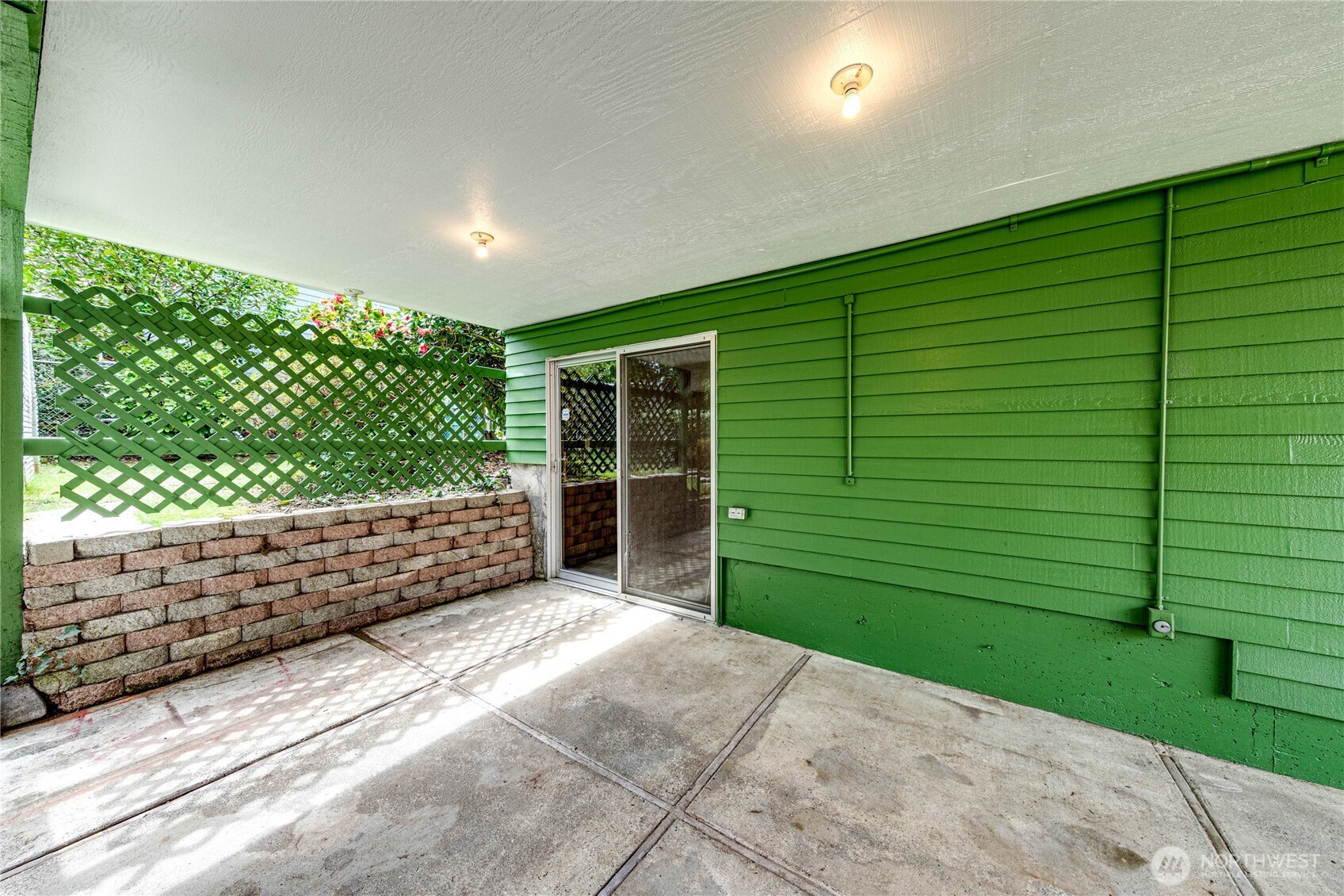 18005 33rd Place W, Lynnwood, WA 98037-7718