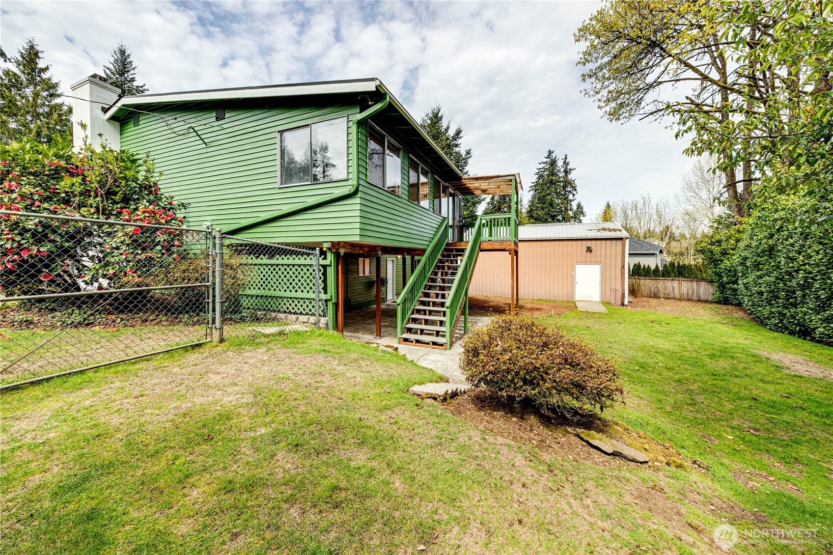 18005 33rd Place W, Lynnwood, WA 98037-7718