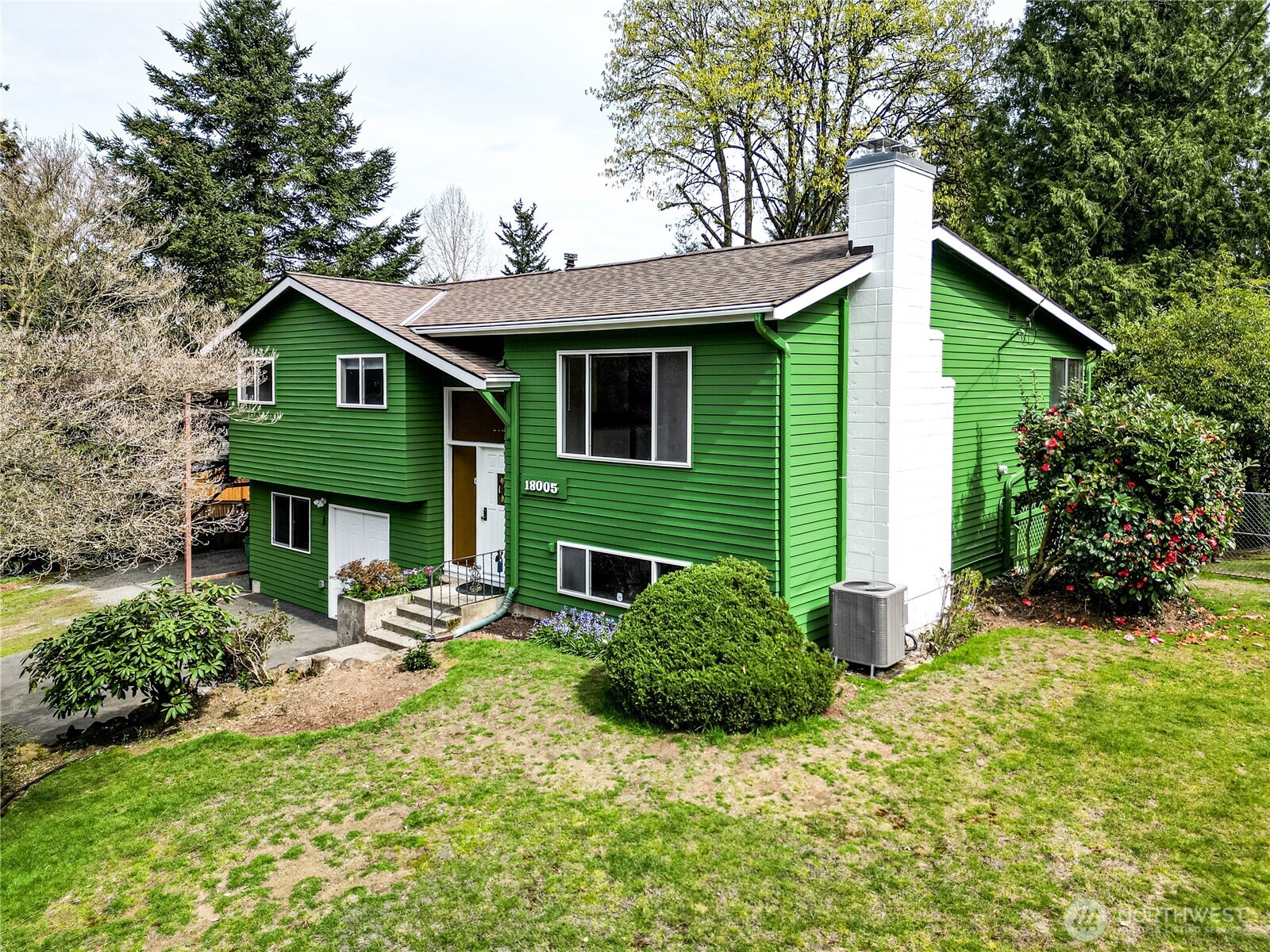 18005 33rd Place W, Lynnwood, WA 98037-7718