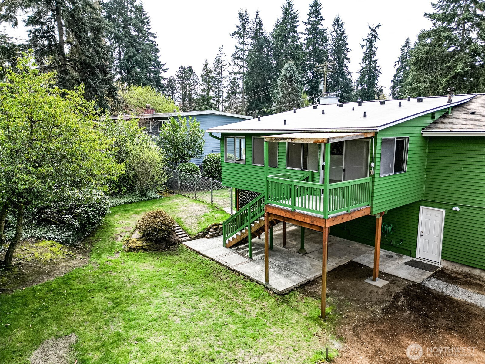 18005 33rd Place W, Lynnwood, WA 98037-7718