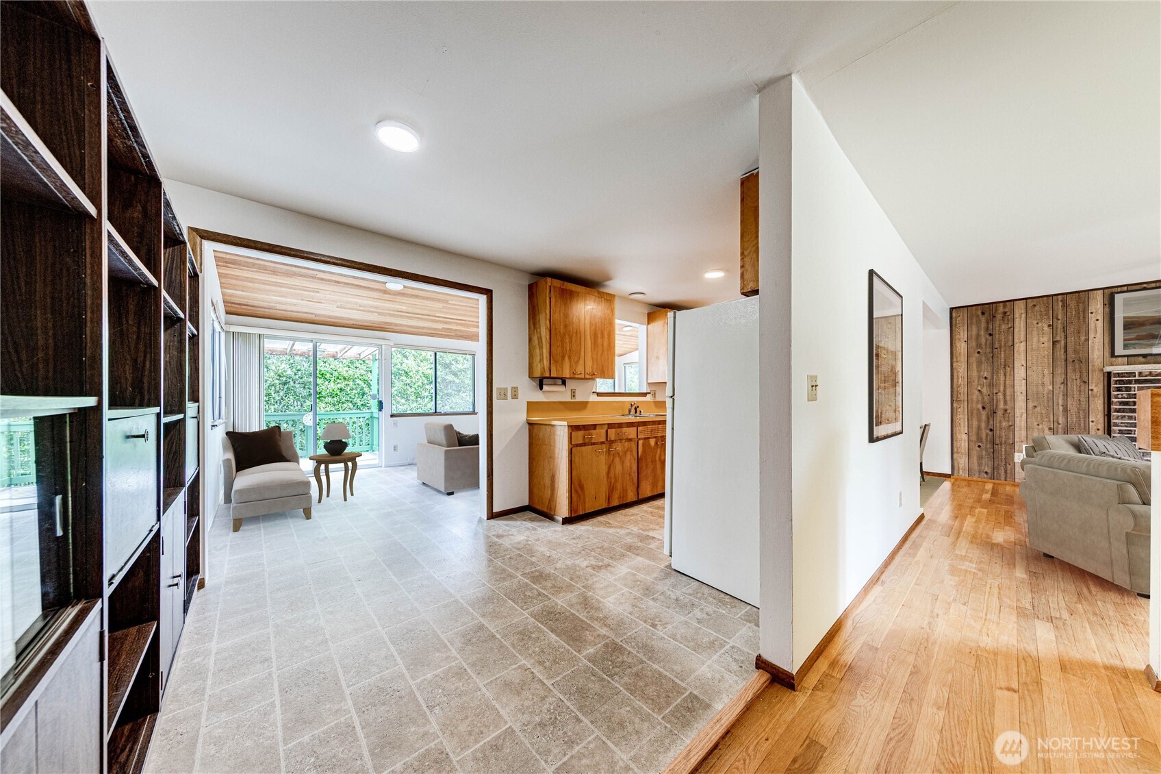 18005 33rd Place W, Lynnwood, WA 98037-7718