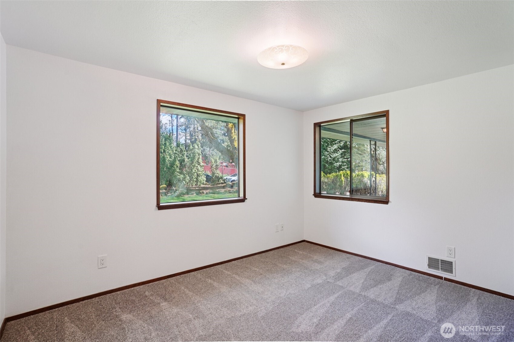 10102 Patterson Street S, Tacoma, WA 98444-6561