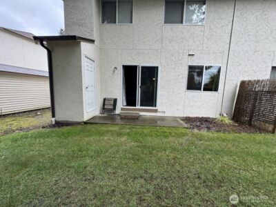 7322 NE 142nd Place #B, Kirkland, WA 98034 - Photo 15