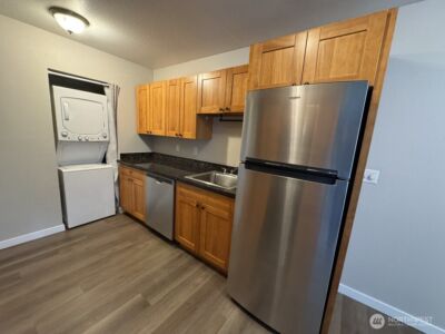 7322 NE 142nd Place #B, Kirkland, WA 98034 - Photo 6