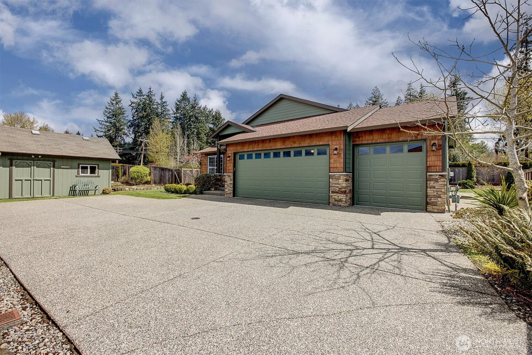 15611 42nd Drive SE, Bothell, WA 98012