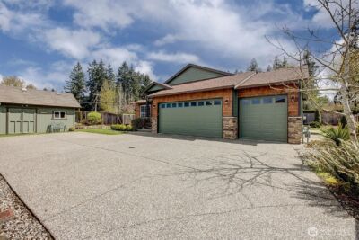 15611 42nd Drive SE, Bothell, WA 98012 - Photo 2