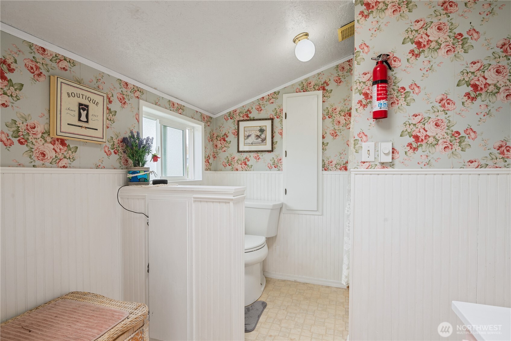 1644 22nd , Longview, WA 98632