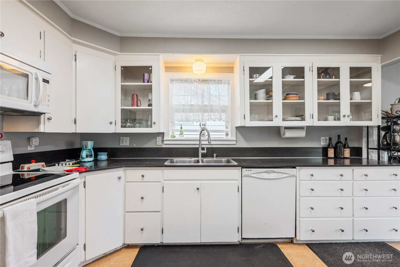1644 22nd , Longview, WA 98632